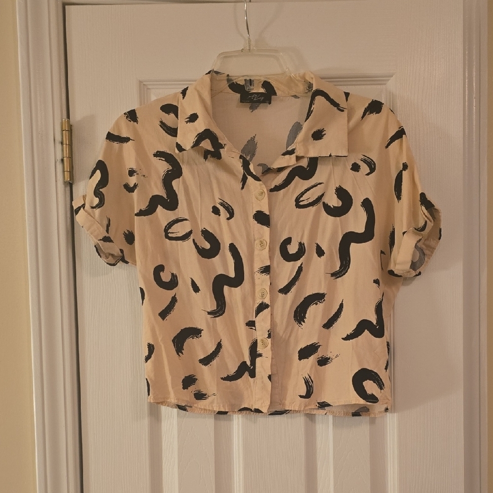 Zara Cream Boxy Notched Collar Button Down